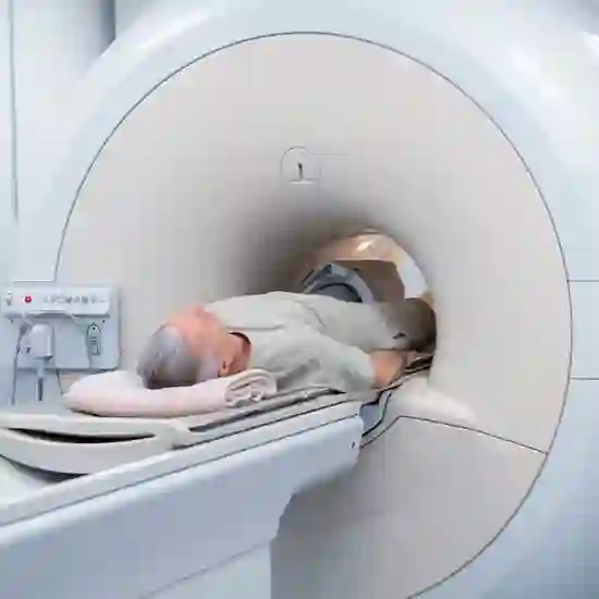 MRI Scan Both Hip Joint